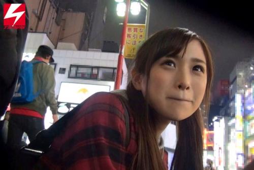【ナンパ】家出の美少女を口説いて乳首開発＆デカマラ子宮奥挿入で意識がぶっ飛ぶほど犯す！ビンビンの乳首を揺らしメス顔でエンドレス絶頂