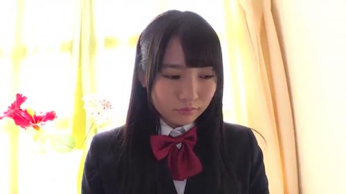 制服JKがおチンポに興味津々... ぺたパイを揺らして奉仕するサマはまさに肉便器。