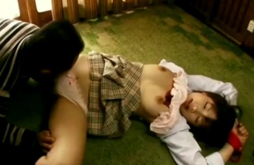 紗倉まな《女子校生・監禁強姦》巨乳娘をハメ犯して飼育凌辱