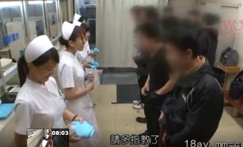 性処理専門ナースたちが患者の精子をフェラ抜き