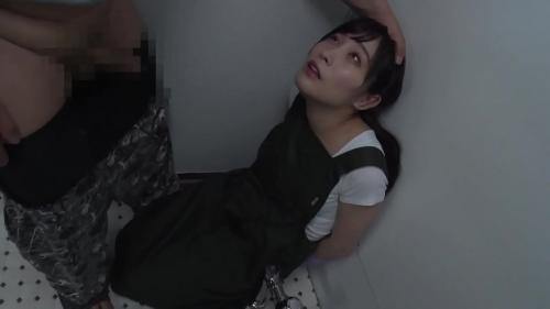 素人　凌辱 素人レイプ】バイト店員がトイレで拘束され口の中を凌辱される - AV動画ラボ