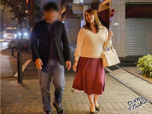 同窓会で久しぶりに元彼と再会し今でも好きなことを確認した美熟女妻。夫が出張でいないこの3日間…彼に中出しされて何度もイキました。風間ゆみ
