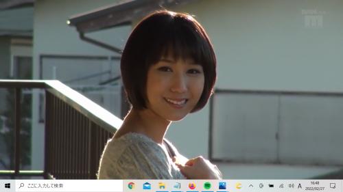 【人妻NTR】「薄いゴム試してみません?」欲求不満の美人妻はコンドームをワザと落として隣人の男を誘惑しセックス