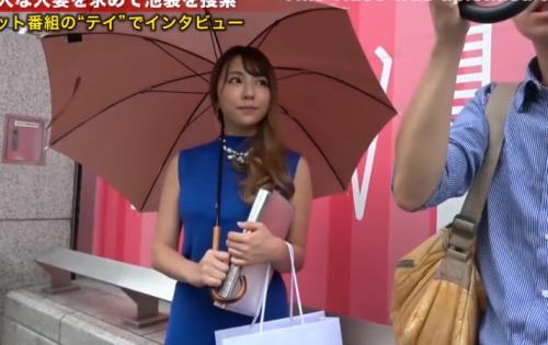 テレビ番組のテイで街頭でセレブ美人妻をナンパ!久しぶりの他人棒挿入に喘ぎイキまくるスケベ妻!