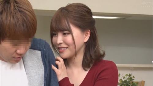 欲求不満の妊娠中の人妻が義理の弟を誘惑してSEX!それだけでマンコの疼きは収まらず弟の友達を交えて生ﾊﾒ中出しする淫乱女!