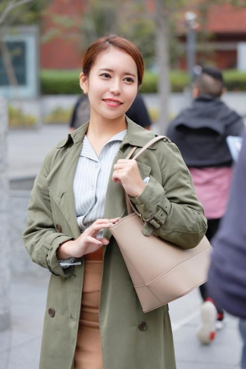 【人妻ナンパ】三十路の綺麗なセレブ奥さまをゲット!電マで発情し激ピスでチンポ挿入で絶頂アクメ