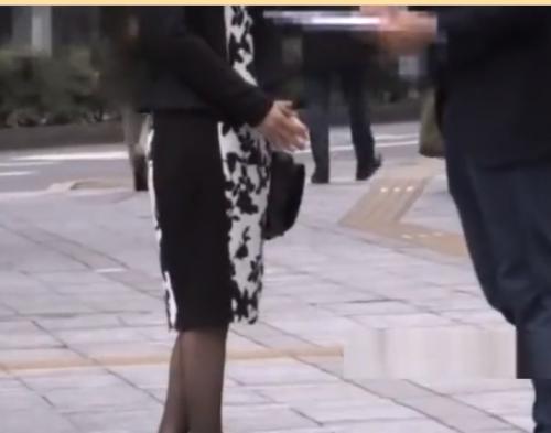 【人妻ナンパ】夫は電気関係の仕事をしているセレブ美人妻をゲット!バイブ責めで発情させて他人棒挿入中出しでイキまくり!