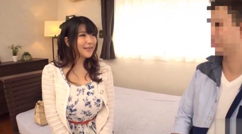 34歳の巨乳熟女が童貞クンを筆おろし!やさしく男をリードしパイズリから生ちんぽ挿入中出しセックス
