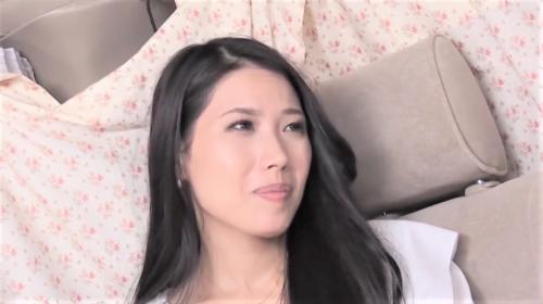 【人妻ナンパ】買い物帰りの28歳の美熟女をゲット！騎乗位で挿入し生ハメ中出しセックスで絶頂イキ!