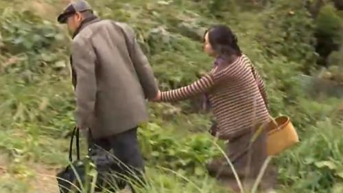 【ヘンリー塚本】セックスレスで欲求不満の妻が義理の弟と不倫関係!生ちんぽを挿入中出しセックス!