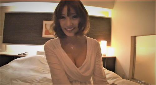 【明日香キララ】巨乳美人妻と夫には内緒の甘い不倫温泉旅行!手マンで発情し生フェラのあと騎乗位で激しい中出しセックス!