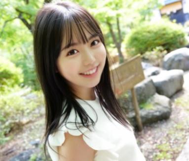＜素人　車内＞顔に似合わずにドS『まだ、イっちゃダメだよｗ』手コキフェラで誘惑してくる美少女！