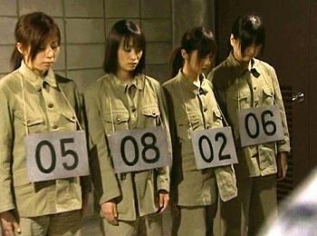 ＜エロ動画＞敵兵に捕まった女捕虜が体を縛られ肉便器に！オンナ捕虜は問答無用でヤリまくられる！
