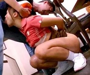 ≪悪戯レイプ≫バイト中の美尻美少女を無理矢理犯す！人目のない所連れ込んでの淫乱オマンコ快楽堕ちバックガン突きアクメ！