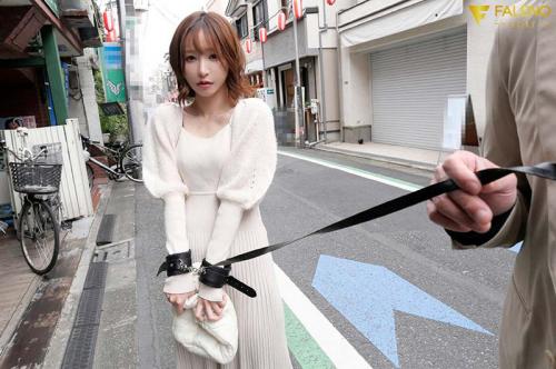 ＜天使もえ＞都合の良いSSS級美女を連れ回し調教！カフェで男性客をフェラ抜きさせる！！
