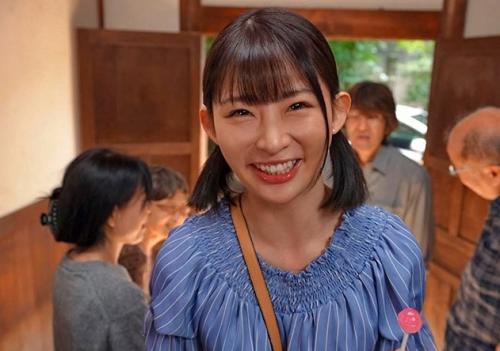 ＜宮島めい＞おマセな年下痴女が勉強のお礼にたっぷりチンコを舐めてくれる！！