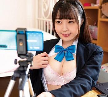 ＜高瀬りな＞えっちな生配信でお小遣い稼ぎをしていたJK！知り合いにバレて身体目当てで男が群がってくる！