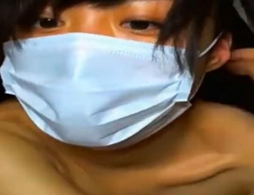 【ライブチャット】日焼けした顔出しNGのマスクJC美少女ギャル！ちっぱいがかわいい上裸姿でオナ披露！