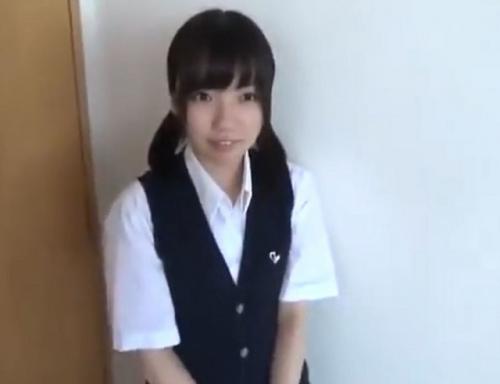 【個人撮影】黒髪清純JKを制服のまま自宅に呼んじゃった・・制服を脱がし恥じらいの少女をそのまま・・・