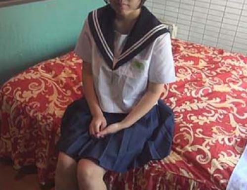 【制服JK】これは・・ガチなJC?JK?真面目そうな黒髪娘をホテルで脱がして裸にし性体験させる様子を撮影！