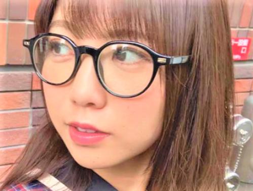 【メガネ女子】清楚な美人お姉さんが自撮り棒を持って認知度調査「我々は隠し撮りでw」SOD本社近くて逆ナンパしAV撮影