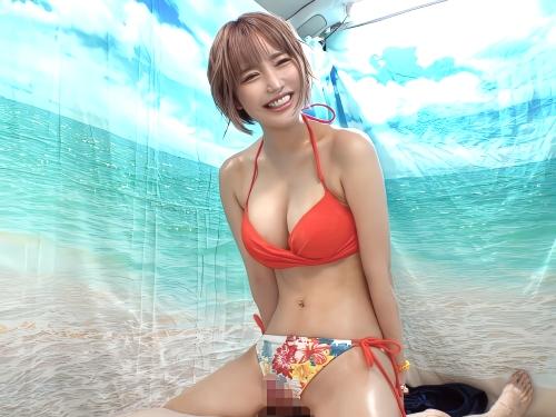 【素人ナンパ】あっはっは…それはないですよww笑顔が可愛い歯科助手お姉さんがマッサージしてきた男に跨り水着ごし素股してみた