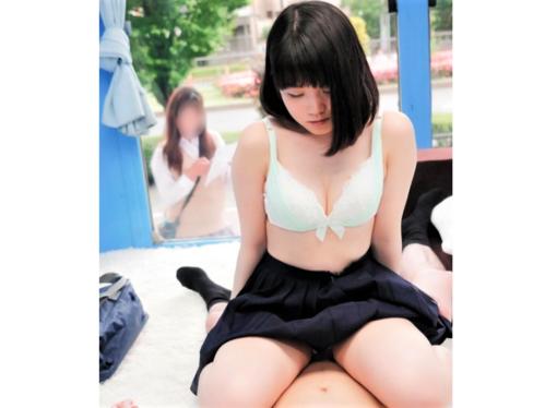 【MM号】童顔ロリな制服JKがオナニーガン見「私はバックが好き//」清楚なおっぱい娘が興奮し自分で股触り…【素人ナンパ】