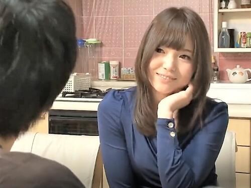 【義母】俺の元セフレが親父の再婚相手！？寝ている義息に夜這いしフェラ手コキする超ヤリマン美人…乳首責めベロチューされ歓喜