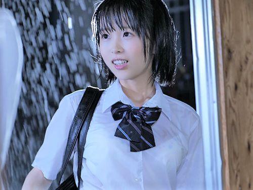 【密会ゲス不倫】ブラジャー透けちゃいました…近くでみていいよ♥あざと可愛いミニスカ制服ロリJKが店長を誘惑しSEXに誘う