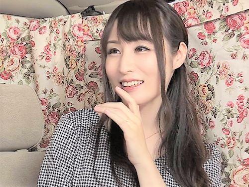 【人妻ナンパ】夫とのラブ度を羞恥ぶっちゃけた四十路には見えない美魔女すぎるセレブ美人に巨乳おっぱい乳首責め＆バイブ挿入し…