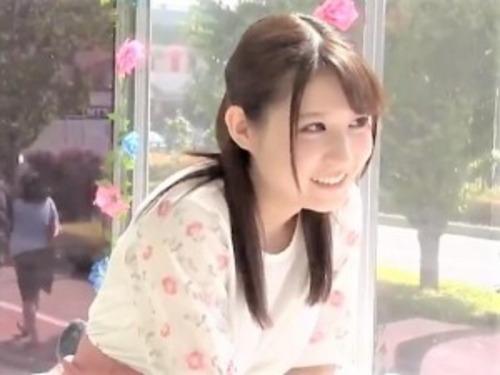 【素人ナンパ】異性としては…ナシですww清楚系美人お姉さんとMM号で素股ミッション企画!金欲に負けた女子大生に中出し