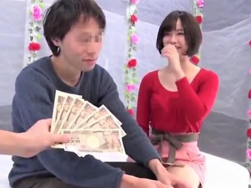 【人妻ナンパ】顔出しMM号に乗った清楚系スレンダー美人ママが先生とベロチュー…気まずさを解消する為フェラ騎乗位SEXした