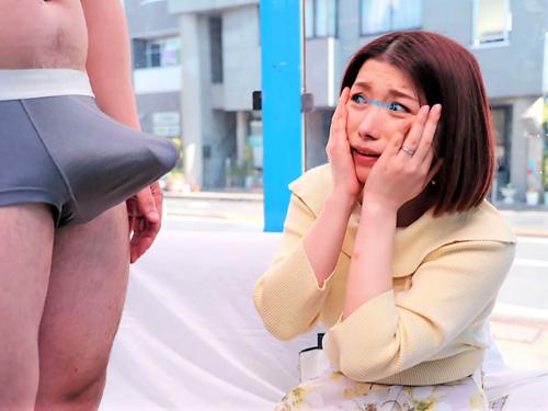 【熟女ナンパ】ちょっと待って…ウソっ…大き過ぎでしょ//土足でMM号に乗った巨乳おっぱい清楚系人妻が巨根男に中出しされた