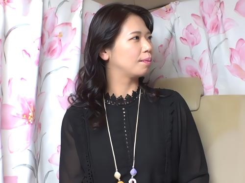 【人妻ナンパ】子供産んでからは一度も無くて…完全にww値段見ずにお買い物するセレブ美熟女が羞恥なナイトライフ事情を大暴露