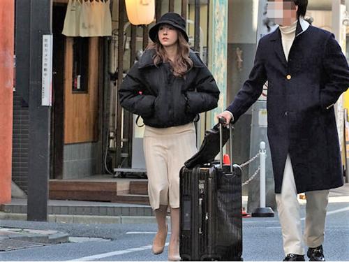 【三上悠亜×ドッキリ】今？ココではダメだって、マジ無理!!隙あればヤッちゃう生々しい巨乳おっぱいアイドルに精子ぶっかけ