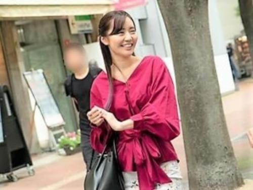 【人妻ナンパ×NTR】清楚な美人奥さんがホテルで素股チャレンジ企画に挑戦!興奮したスレンダー巨乳おっぱい美女に膣内射精