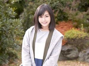 【マジックミラー号】美人な人妻ナンパし偽インタビューからのオイルでマッサージ♡欲情した図書館司書の奥様が不倫