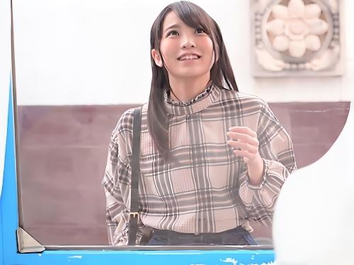 【素人ナンパ】部屋入って…チューして…やったww服が欲しいスレンダー童顔ロリJD美少女が羞恥アンケートに答えたら着衣ハメされた