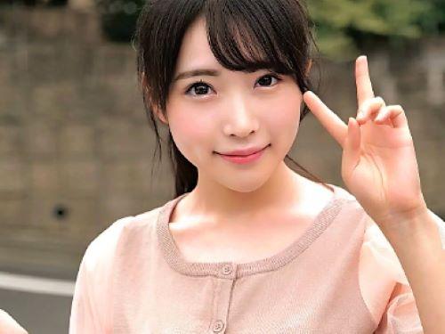 【素人ナンパ】イケメンに目が♥になった貧乳おっぱいスレンダー美少女が野外でお姫様抱っこされ涎垂らしまくる激しめベロチュー