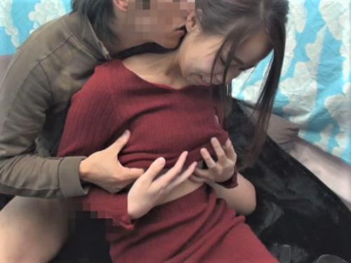 【素人ナンパ】清楚な美人お姉さんが童貞くんにフェラ「触診ですか//」口内射精しザーメンをごっくんしてくれた美人な看護師
