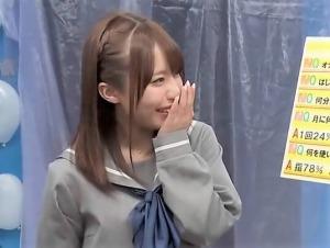 【素人ナンパ】キャーっ入ってこないで//ロリ美少女がMM号でセンズリ見て興奮しセルフ乳首責めオナニーから欲しくなりフェラ