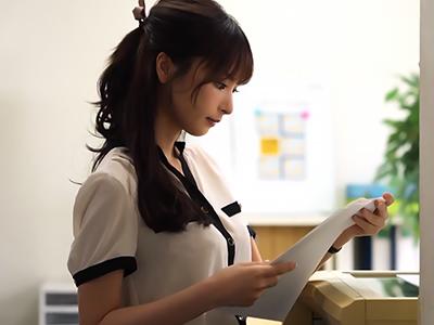 【OL×スレンダー】絶体美人のスレンダー巨乳OLの反吐が出る程嫌いなオヤジ臭上司とレイプまがいSEX～