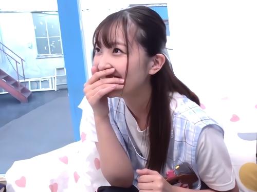 【素人ナンパ】えー‥脱がなくていいですよ‥MM号でズボンずらしシコリ始めたニセ童貞にフェラした優しさ100％の美人JD