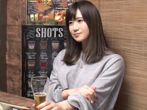 【人妻ナンパ】清楚系スレンダー美人が初対面男に夫婦のセックスレス暴露 夫とは出来ないと話していた奥さんが他肉棒で性欲発散
