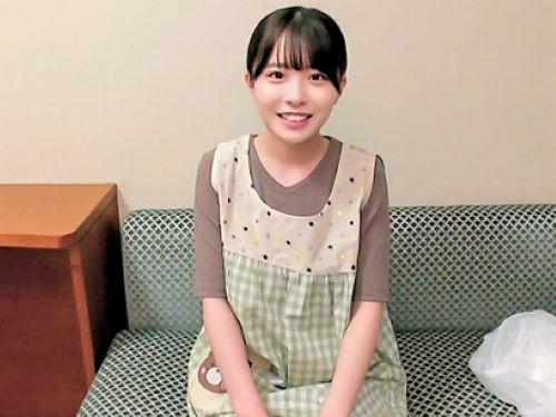 【素人ナンパ】冴えない童貞オトコに乳首舐めや授乳手コキしてくれる色白美人…無茶振りにも答えてくれるロリ美巨乳お姉さん