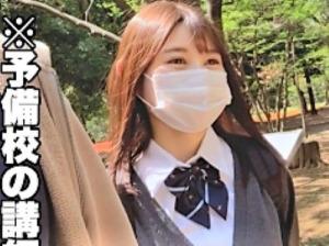 【素人ハメ撮り】いいトコ育ち美少女におじさん塾講師がホテルで個人授業‥JKおっぱい乳首舐め生足と美ケツ撮影しロリまんハメ