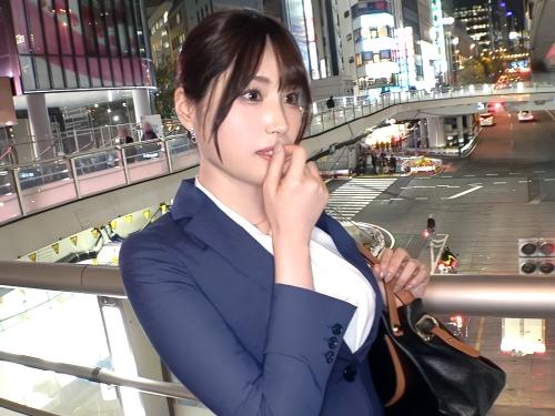 【素人ナンパ】おっぱい感じます‥ハイ///ベロチューしてきた男に乳首責め乳首舐めされたなんて交際中の彼氏には絶対言えない