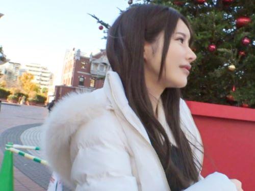 【素人ハメ撮り】美乳×美尻×美脚3拍子揃ったZ世代のスレンダーお姉さんが美巨乳おっぱい曝け出し真っ裸で腰振り騎乗位SEX