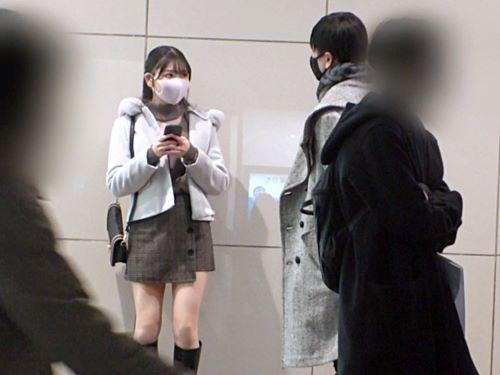 【素人ナンパ】ドタキャンされたパパ活お姉さんに謝礼ちらつかせホテルに連れ込みパイパンまんこをクンニ手マンしイラマチオした