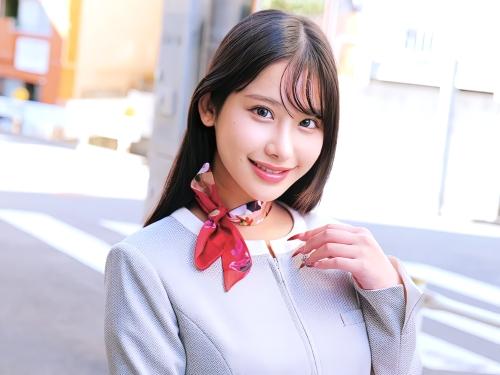【素人ナンパ】あぁ‥凄い伸びてる…ちょっと乾燥肌かなぁww太さよりも長いちんこが好きなサラサラ髪の毛お姉さんがフェラする